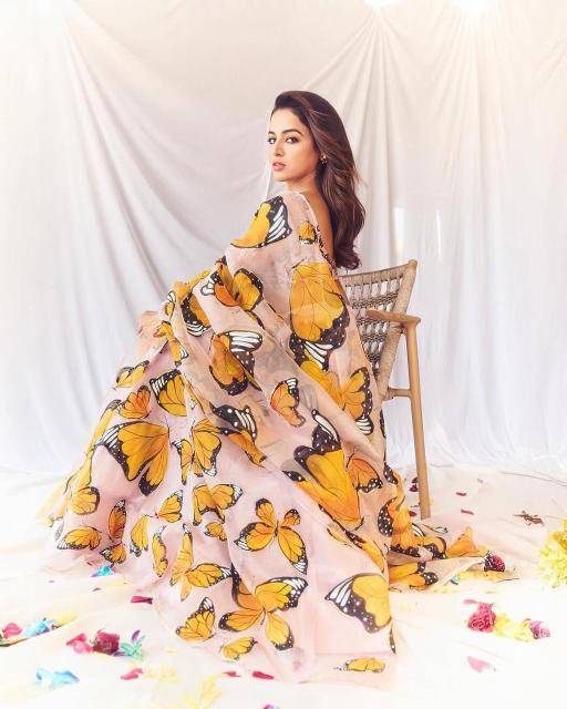 gonna love elegance SCnx 1155 organza Bridal lehenga choli suppliers